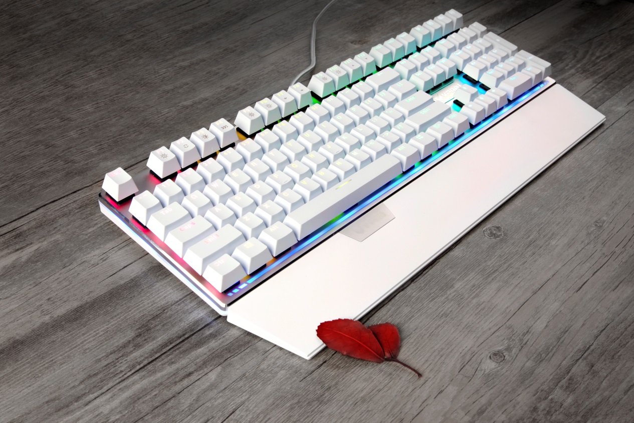 ´  װV720ȫʱе̰ɫͼ