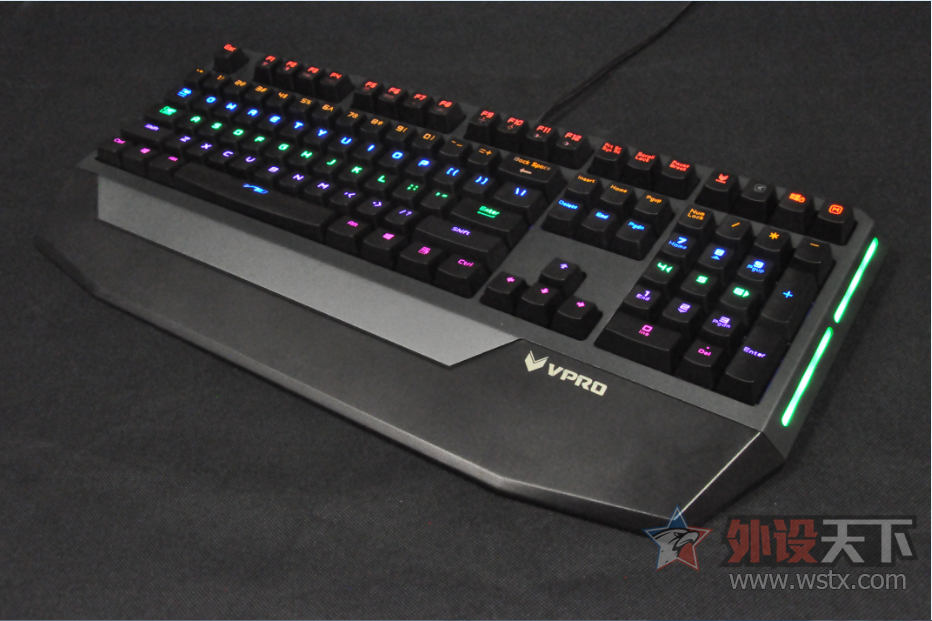 雷柏发布V710混光机械键盘　背光防水全无冲