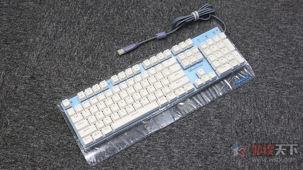 慧海海神潘多拉机械键盘实物首发：全透明外壳