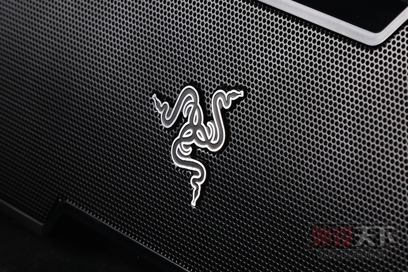 ŮѸ黳  Razer Leviathaά̹