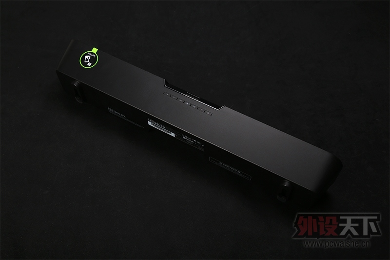 ŮѸ黳  Razer Leviathaά̹