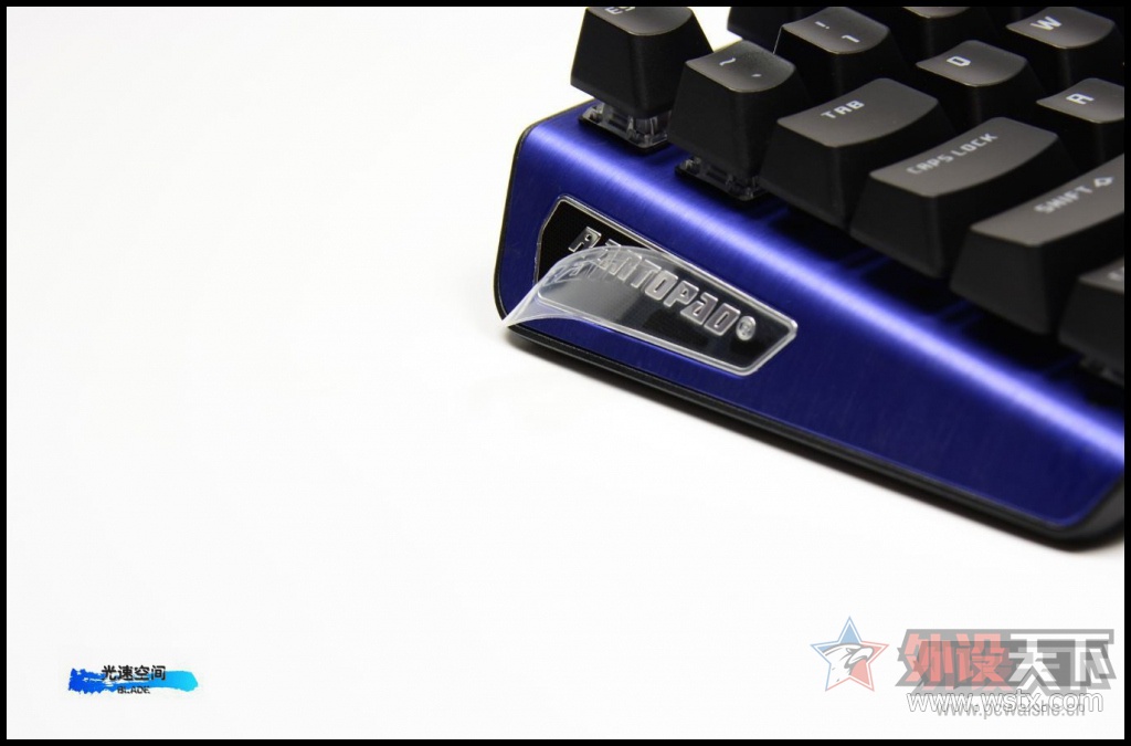 镭拓MXX蓝色版机械键盘评测：外观颜值爆表
