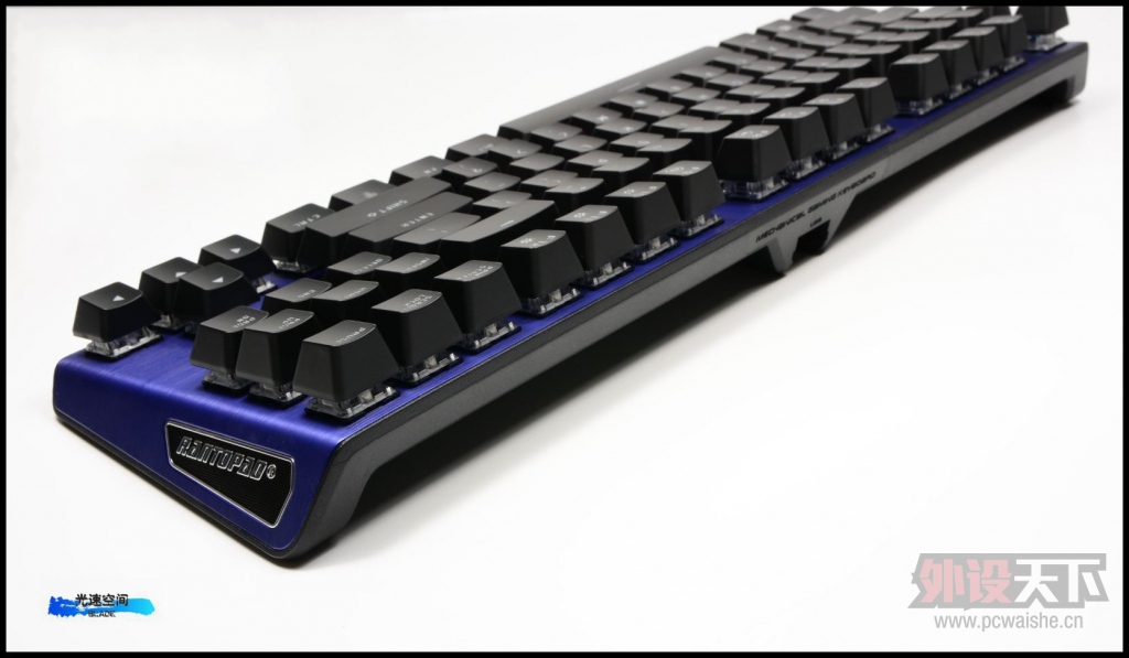 镭拓MXX蓝色版机械键盘评测：外观颜值爆表