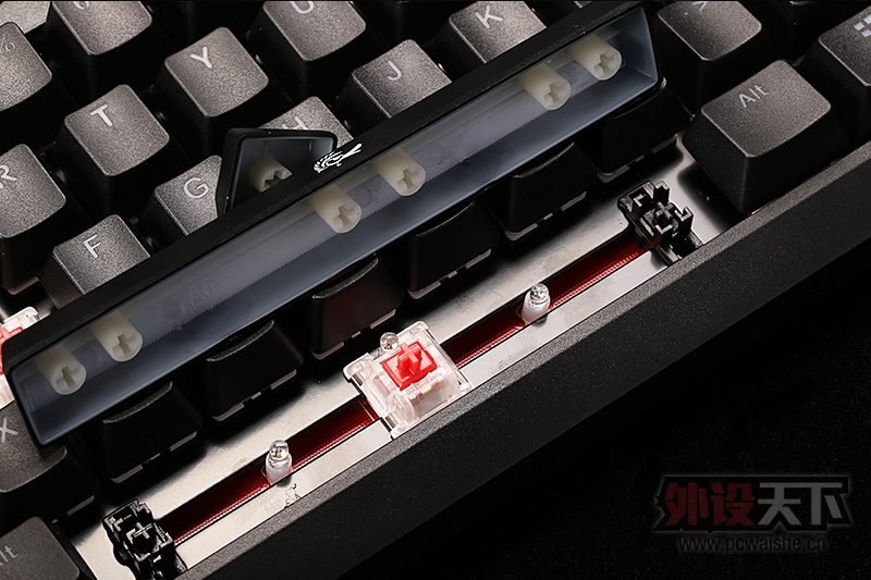 全面升级价格不变——DK2108S2机械键盘 魔力鸭DK2108S2键盘评测:全面升级价格不变