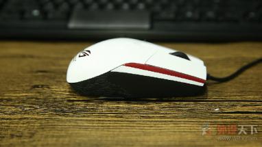 ׾ɫ ˶ROG SicaϷʵ׷
