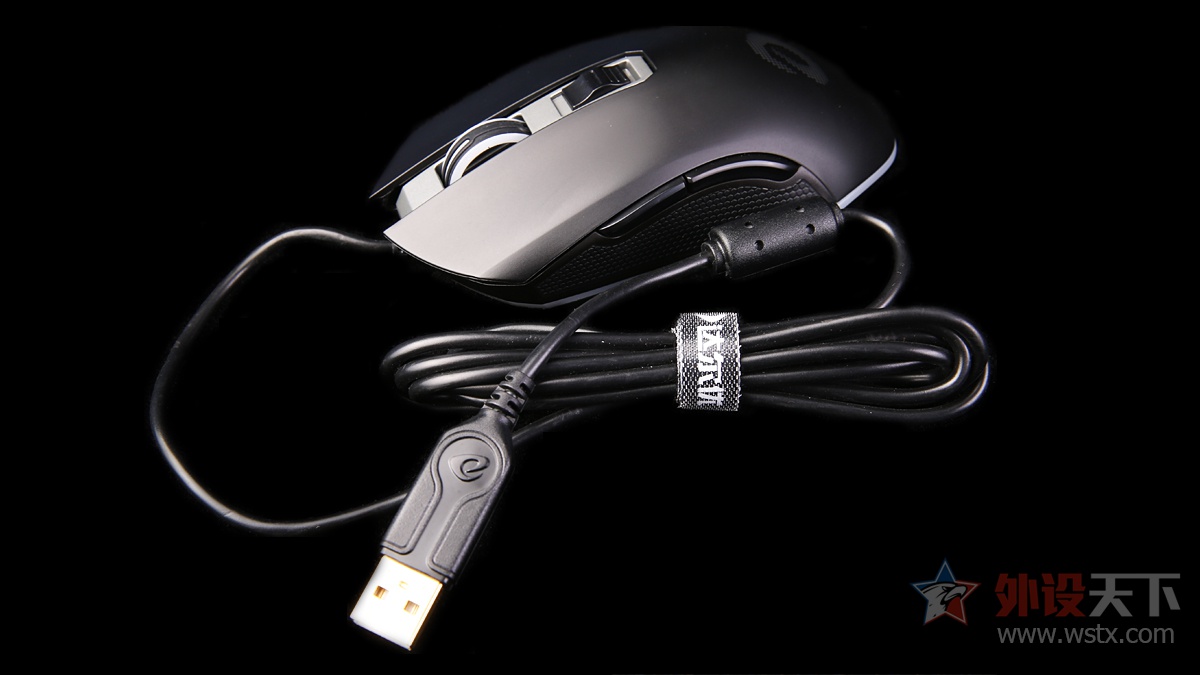 达尔优EM905游戏鼠标评测：舒适的黄金比例   