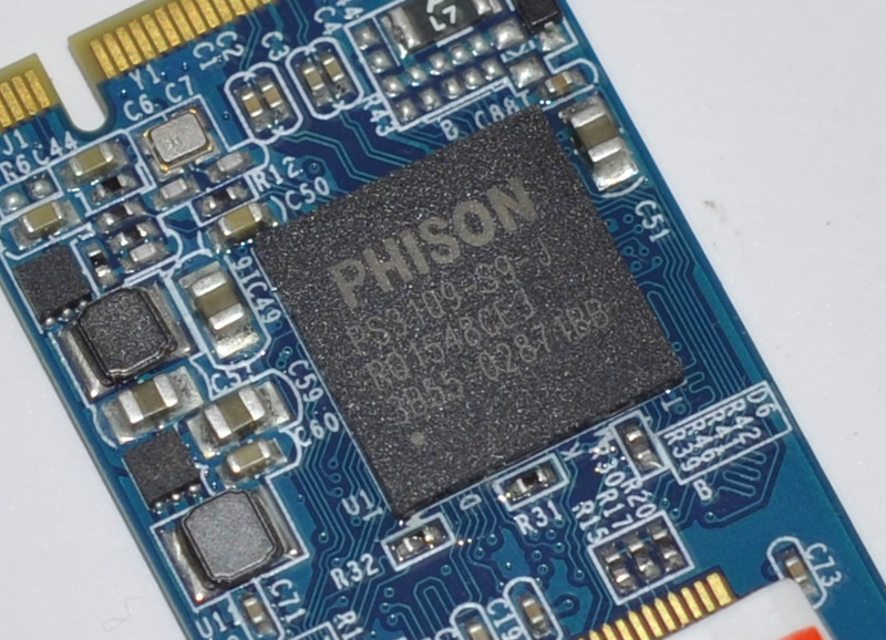 PPTٿ SSD SL700ȫ 