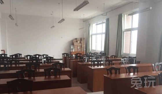 嗯?狼蛛真的成国内电竞学校的教学设备了?