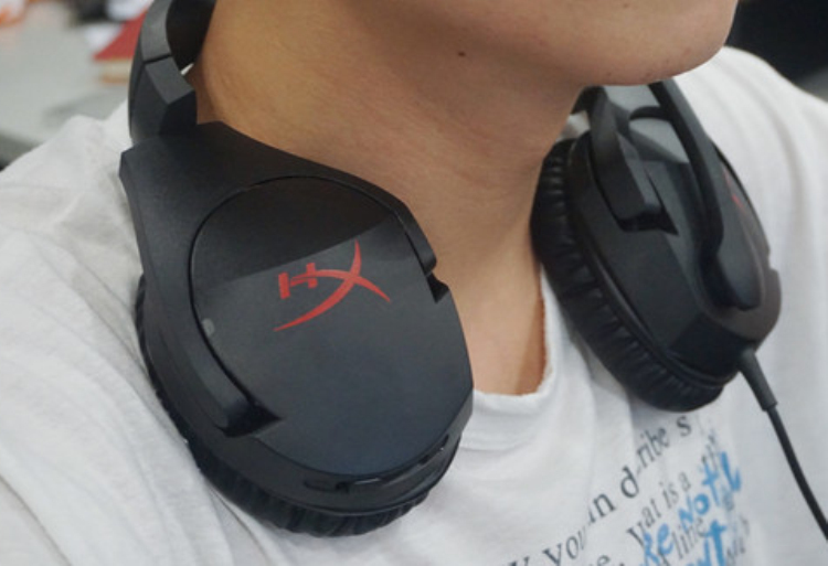 专业辅助 HyperX Cloud Stinger毒刺电竞耳机
