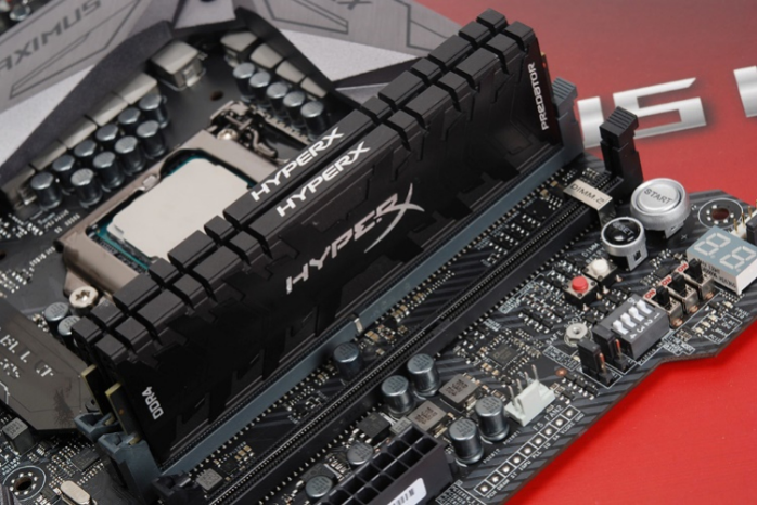 ROG Apex选择HyperX Predator内存 稳定超频