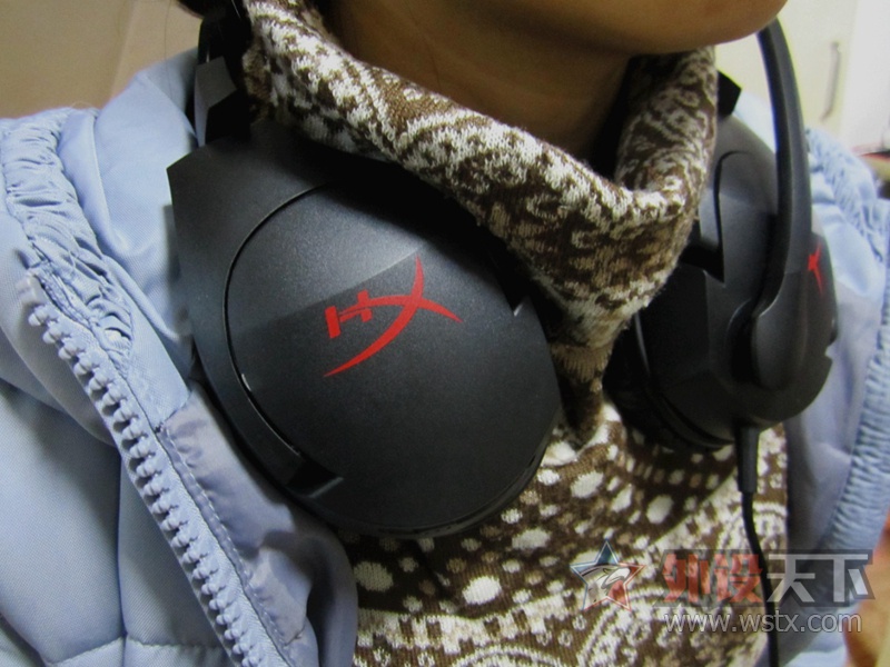 兼顾游戏音乐 HyperX Cloud Stinger毒刺耳机