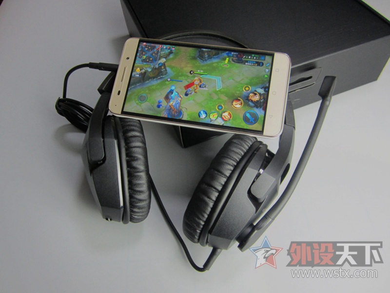 兼顾游戏音乐 HyperX Cloud Stinger毒刺耳机