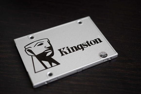 SSD旧硬盘满载 金士顿UV400带你急速换盘扩容