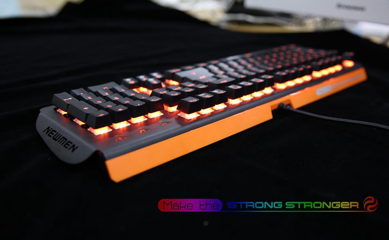 再发新品 新贵GM368可插拔轴机械键盘上市