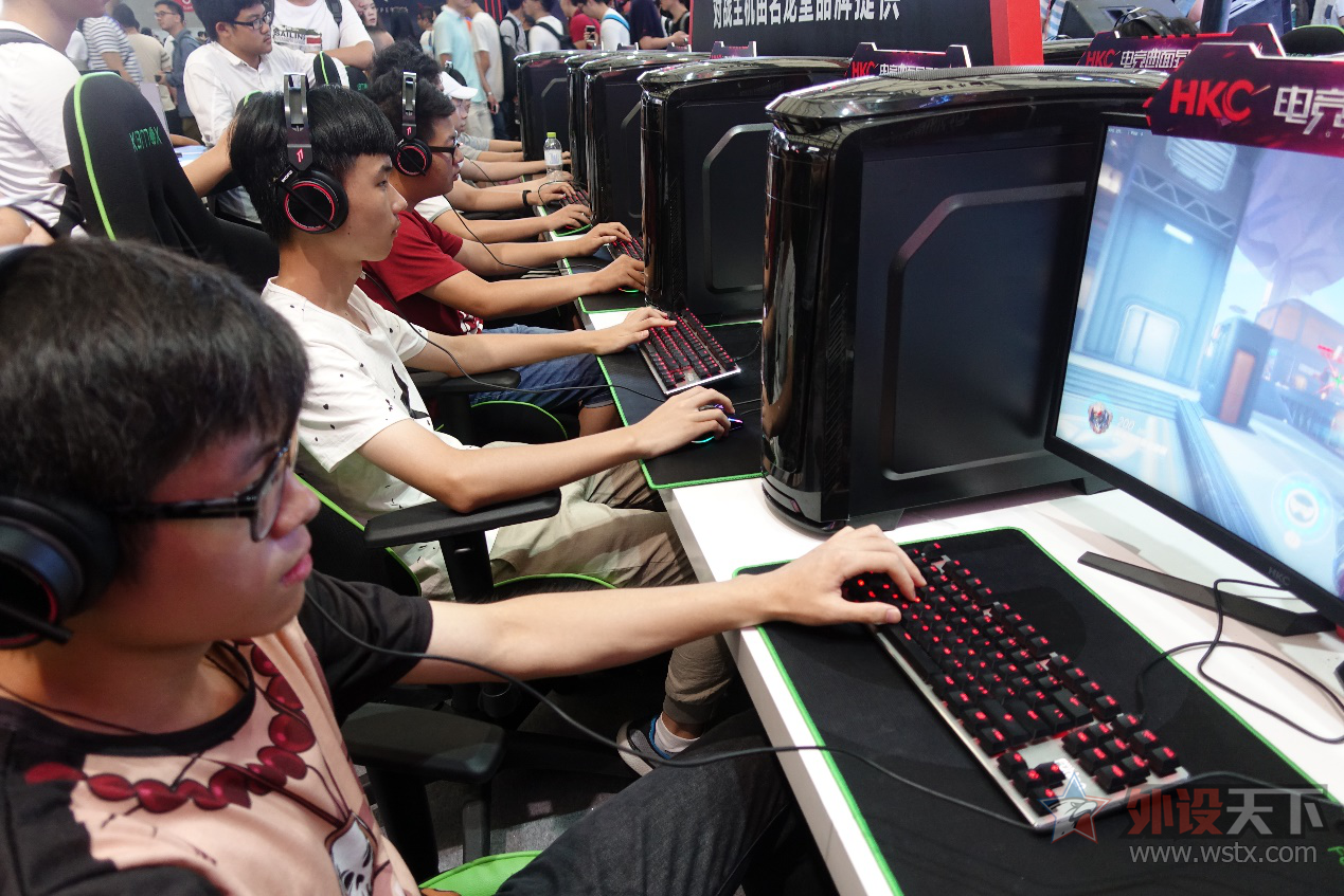 回顾2017ChinaJoy,现场电竞比赛都用什么外设