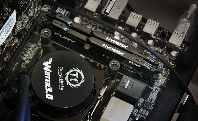 HyperX FURY2400超频内存 装机兼顾散热和性能