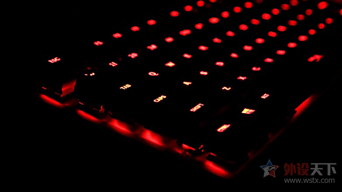 䣺HyperX Alloy Elite̵ƹչʾ  