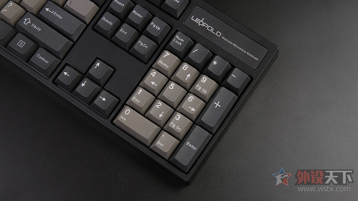 PBT˫ɫעܼñ⣺ɫ   