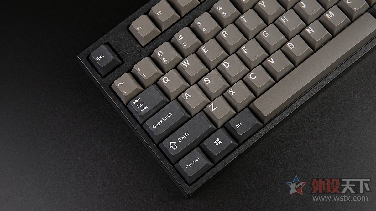 PBT˫ɫעܼñ⣺ɫ   