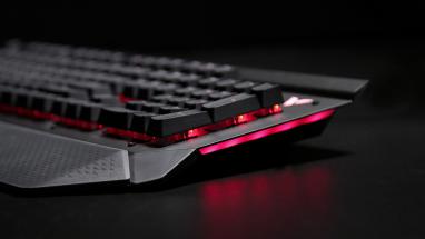 װV780еʵ׷                  