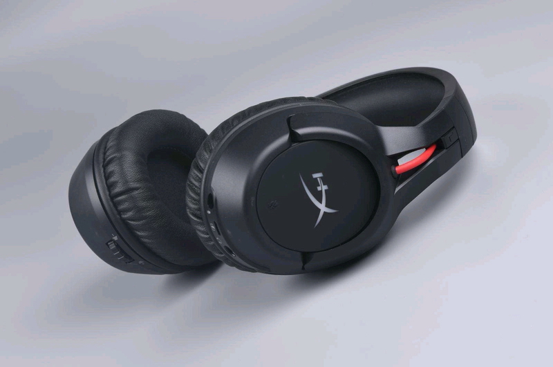 穿越火线快速升级 HyperX天箭耳机助力1vs8