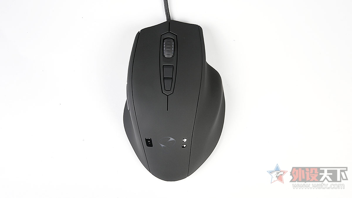 Mionix Naos 船尾座ζ QG 游戏鼠标:科技升级