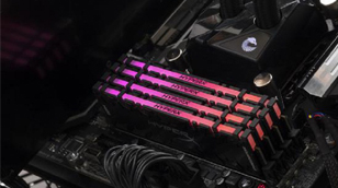 HyperX PredatorʳDDR4 RGBʤ 