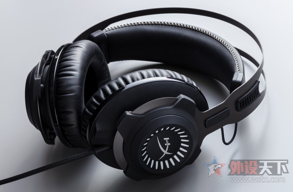 听音辨位专家 HyperX黑鹰7.1进化版游戏耳机
