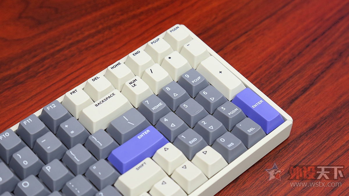 iQunix F97ģ߻е̼ͷɫ  