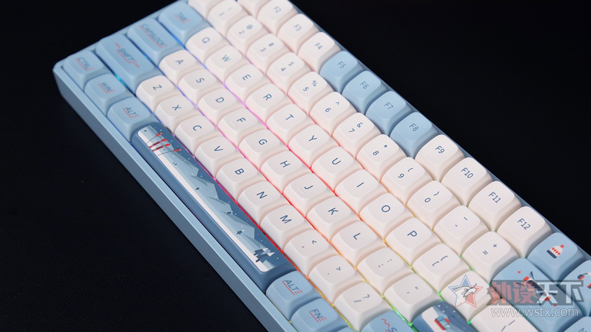 iQunix F97ѩģ߻е̼        