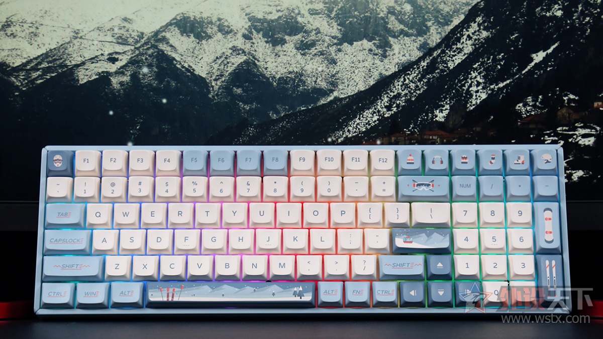 iQunix F97ѩģ߻е̼        