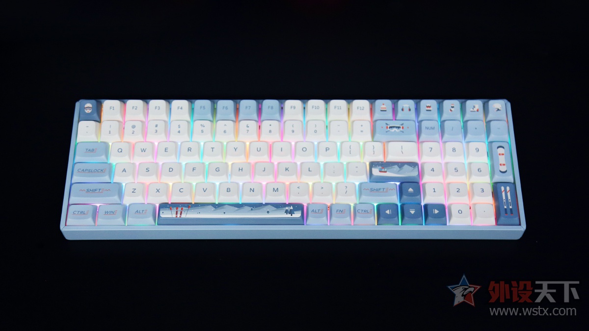 iQunix F97ѩģ߻е̼        
