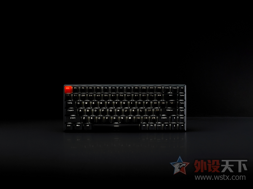 雷柏V700-8A孤勇者多模背光游戏机械键盘图赏 