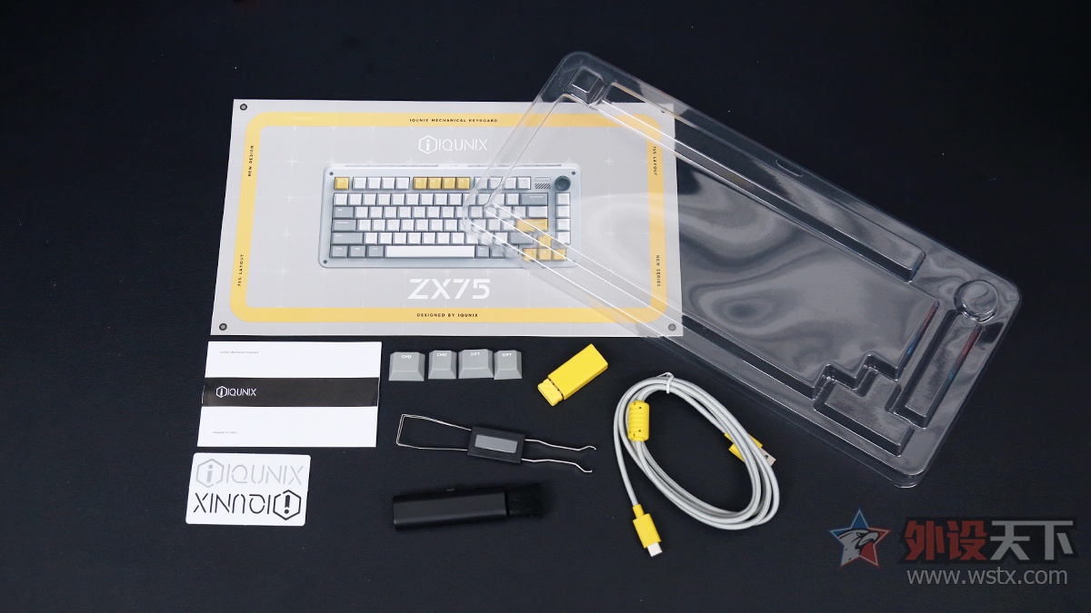 iQunix ZX75 重力波三模热插拔键盘简评      