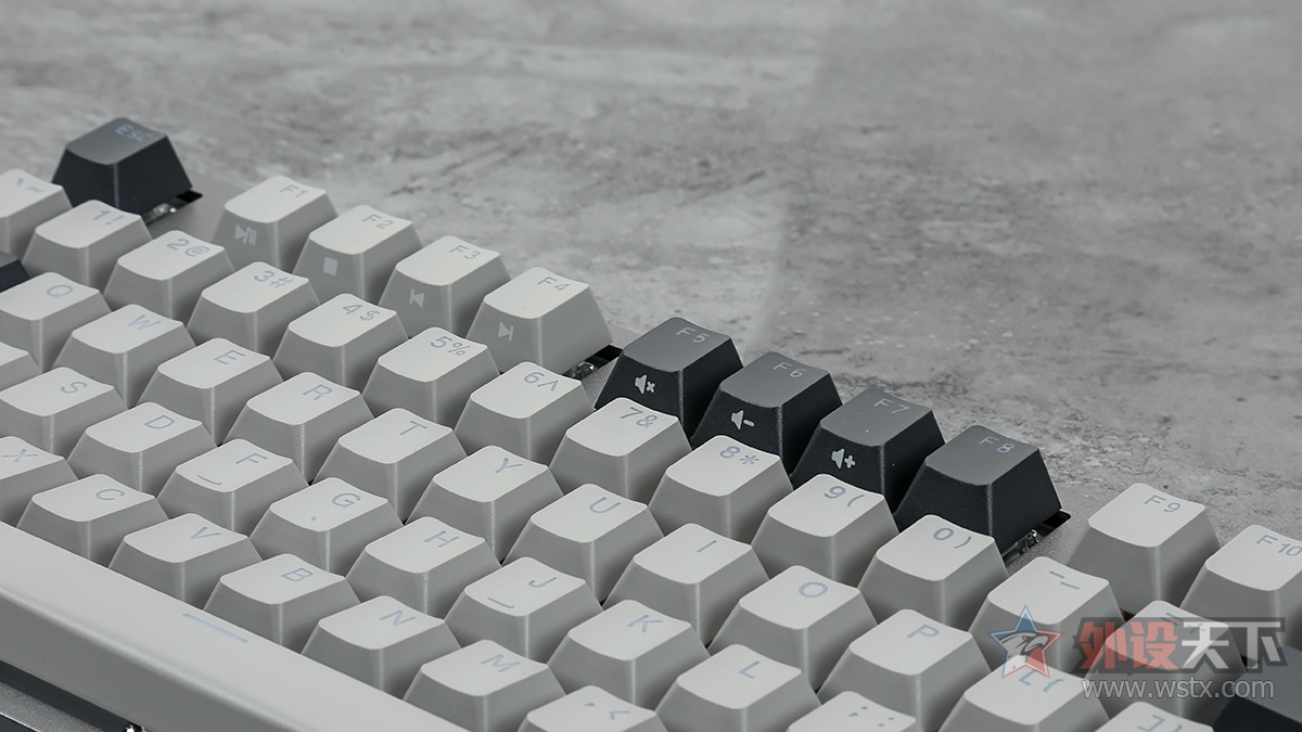 ɫȫָ ٤K320 V2ǹ  