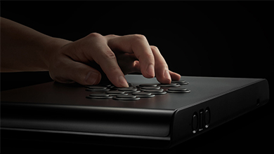 ZENAIM�Ƴ�������ҡ�˰����ֻ�������        