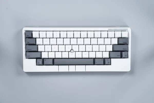 HHKBΪHHKB Studio�Ƴ���ɫ��ñ��װ         